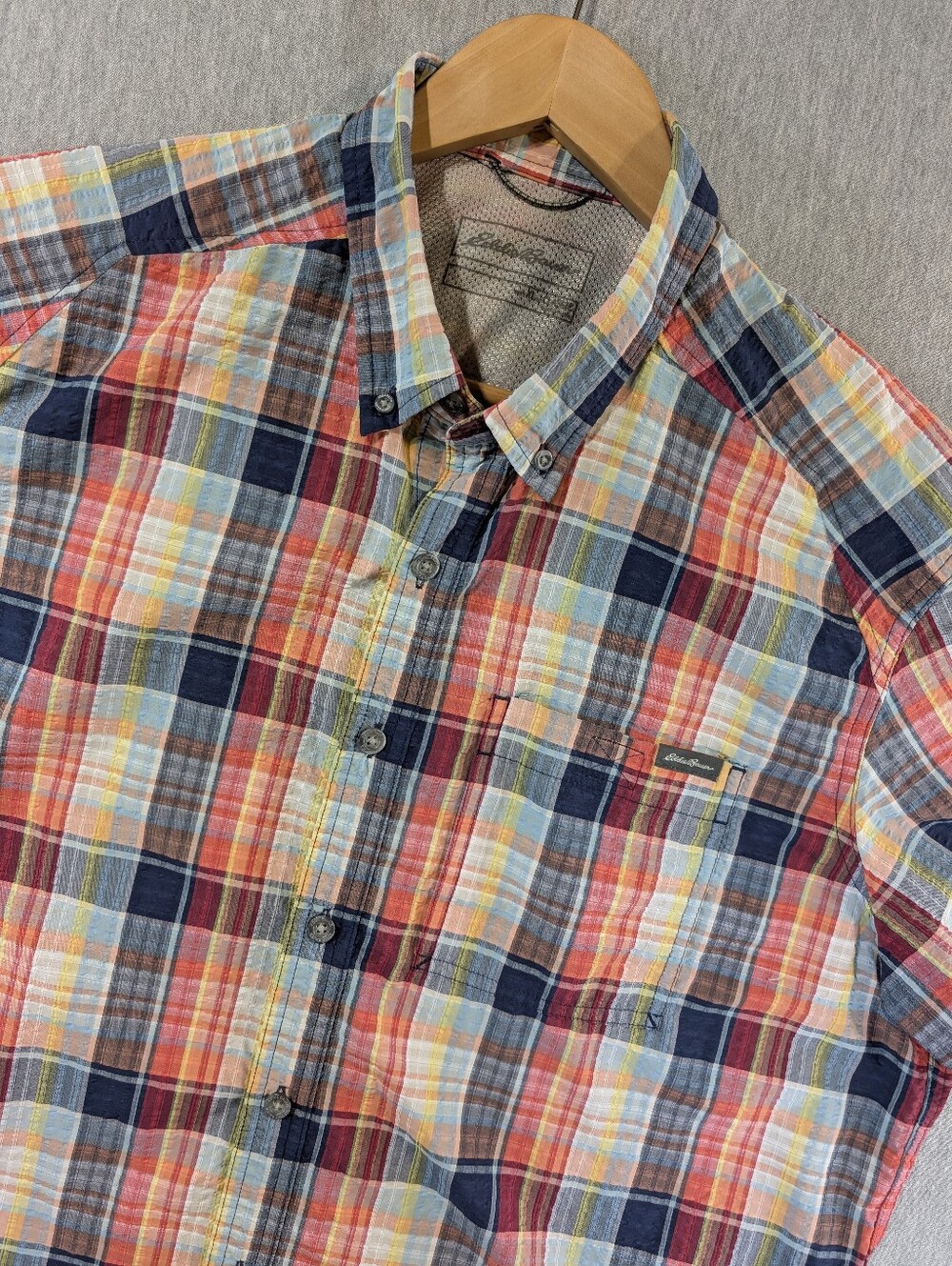 Eddie Bauer Classic Performance Button Plaid Shirt Men's XL Red Blue Nylon